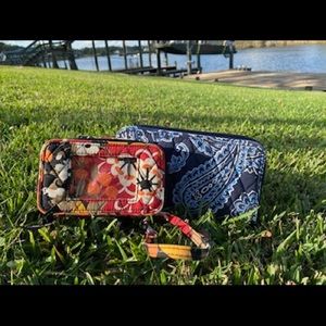 Two Vera Bradley Wallets 🔅